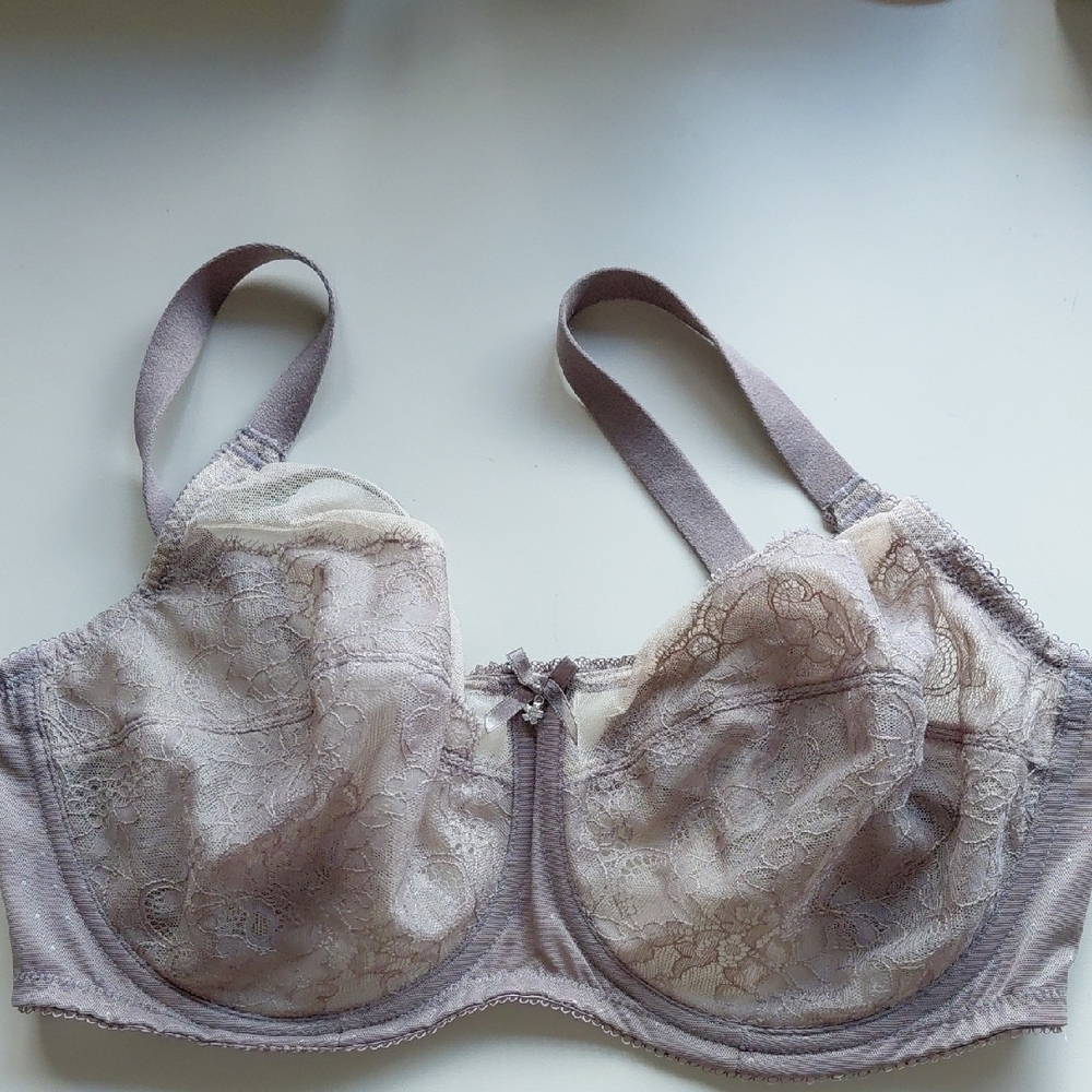 Wacoal Lace Underwire Bra - Gray